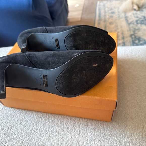 Black peep toe booties - Picture 4 of 5